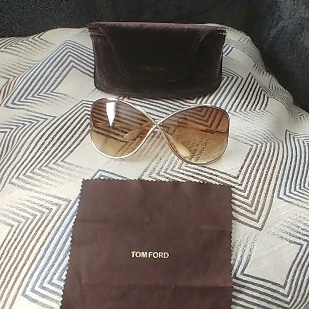 Tom Ford sunglasses - Picture 1 of 6